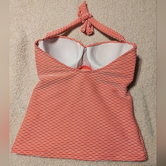 Jessica Simpson Twiggy Stripe underwire halter tankini top in Melon - Picture 5 of 8